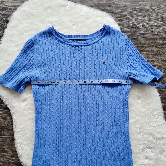 ๐น2/$30๐นTommy Hilfiger ๐ Short Sleeve Cable Knit Sweater in Blue - Picture 6 of 9